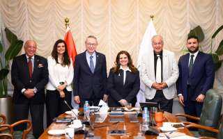 وزيرة الهجرة تستقبل رئيس وأعضاء...