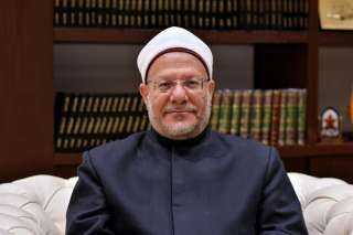 مفتي الجمهورية يُهنِّئ الرئيس السيسى...
