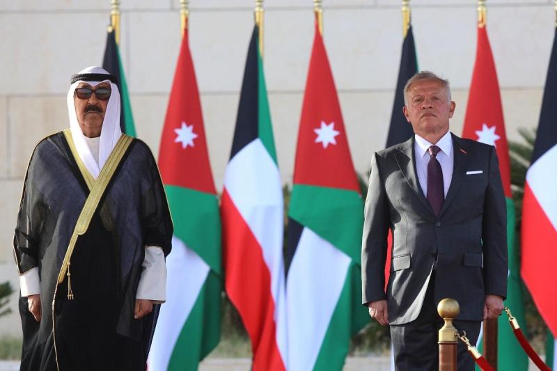 أمير دولة الكويت الشيخ مشعل الأحمد الجابر الصباح و الملك عبد الله الثاني ملك الاردن