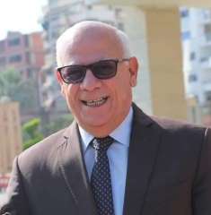 محافظ بورسعيد يهنيء أبناء المحافظة...