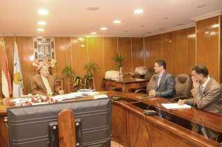 محافظ أسيوط يتابع استعدادات قطاع...