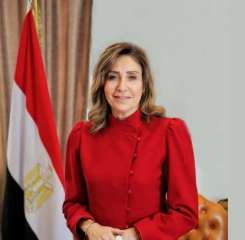 وزيرة الثقافة تعلن برنامج ”مصر...