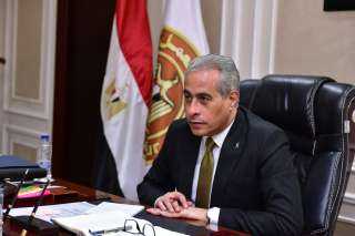 وزير العمل : يومى 5...
