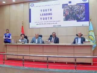 متطوعى وزارة الشباب والرياضة في...