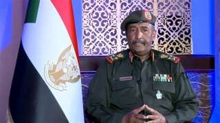 البرهان: حريصون على تعزيز العلاقات...