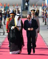 زيارة أمير الكويت للقاهرة ولقاء...