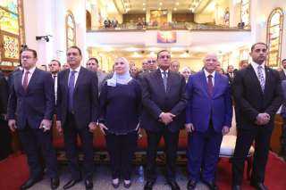 وزير التنمية المحلية يشارك فى...