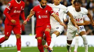 محمد صلاح يقود تشكيل ليفربول...