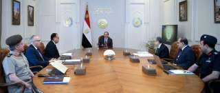 الرئيس السيسى يتابع توفير ما...