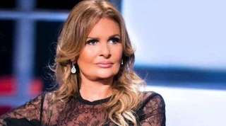 يسرا تنعى والدة كريم عبد...