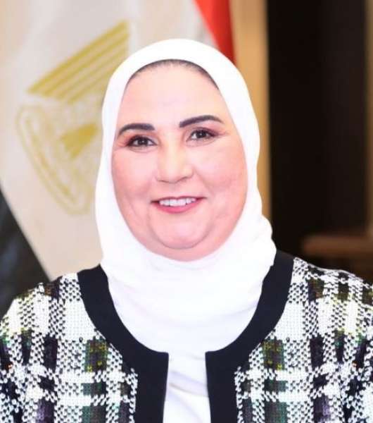 وزيرة التضامن تستعرض الخدمات العلاجية للخط الساخن لصندوق مكافحة الإدمان خلال الثلث الأول من عام 2024