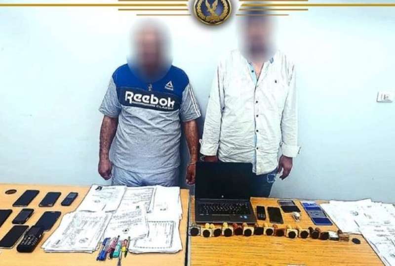ضبط تشكيل عصابى بالإسكندرية تخصص فـى تزوير المحررات الرسمية وترويجها مقابل مبالغ مالية