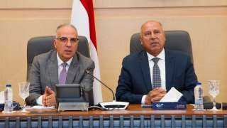وزيرا الرى والنقل يناقشان موقف...
