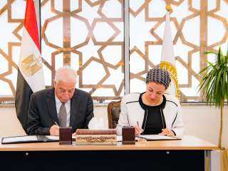 وزيرة البيئة تلتقى محافظ جنوب...