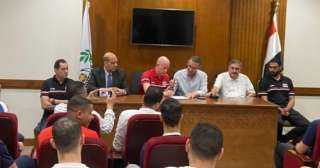 مونزو يوقع عقود تدريب منتخب...