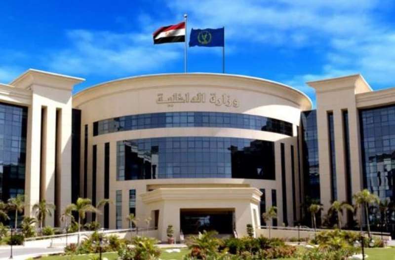 كشف ملابسات تداول مقطع فيديو تضمن قيام عدد من قائدى السيارات بأداء حركات إستعراضية بموكب زفاف