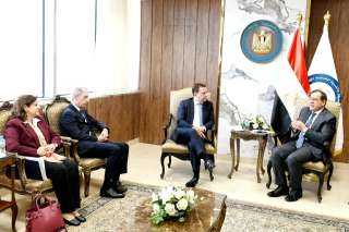 وزير البترول يلتقى سيدريك كريمرز...