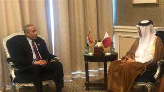 وزير العمل لـ نظيره القطري:...