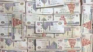 ضبط المتهمين بمحاولة تهريب عملات...