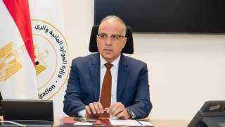 وزير الرى يتابع خطة عمل...