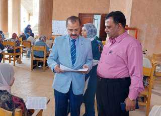 نائب رئيس جامعة بنها لشئون...