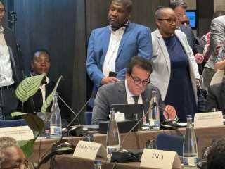 وزير الصحة يؤكد اهتمام القيادة...
