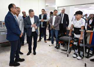 رئيس الوزراء يتفقد مجمع ”إبداع...