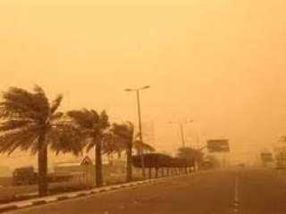أمطار ورياح.. الأرصاد تحذر من...