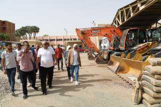 محافظ الوادي الجديد يتفقد وحدتي”...