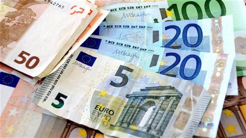 سعر اليورو مساء اليوم