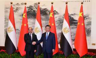 السيسي يؤكد لنظيره الصيني الأولوية...