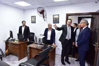 وزير العمل يتابع إختبارات متدربين..ويتفقد...