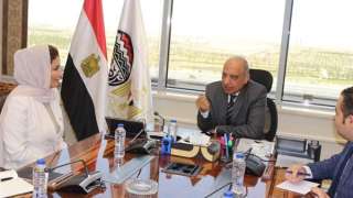 وزير قطاع الأعمال يبحث مع...