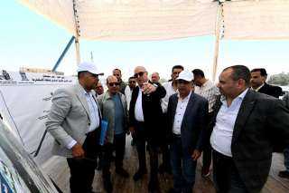 وزير الإسكان ومحافظ الإسكندرية يتفقدان...