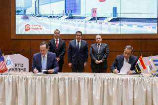 وزير الصحة يشهد فعاليات توقيع...
