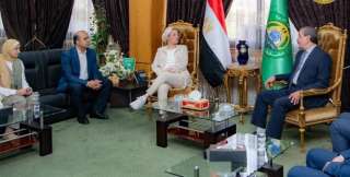 وزيرة البيئة فى زيارة تفقدية...