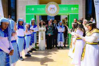 مصر تشارك العالم الاحتفال بيوم...