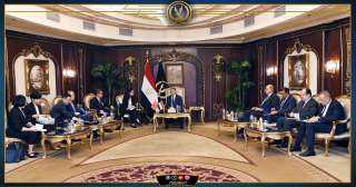 وزير الداخلية يستقبل وفداً أمنياً...