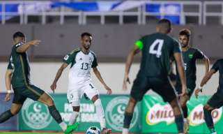 منتخب السعودية يهزم باكستان بثلاثية...