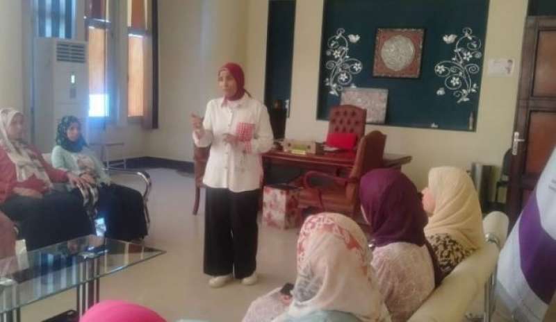 وزارة العمل: ندوة تثقيفية حول أهداف وتشريعات السلامة والصحة المهنية وخطط الطوارئ بأسيوط