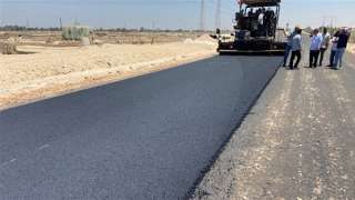 أسيوط: استمرار أعمال تطوير رصف...