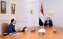 الرئيس السيسى يتابع مع رئيس...