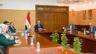 وزير الرى يتابع إجراءات تطوير...
