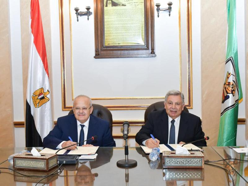 توقيع بروتوكول تعاون بين جامعتي القاهرة ونيو جيزة في مجال الدراسات الطبية والصيدلانية والأسنان