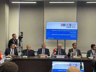 وزير التعليم العالي يشارك في...