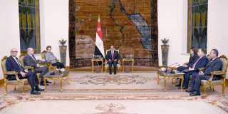 الرئيس السيسى يستقبل رئيسة بنك...