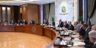 رئيس الوزراء يتابع موقف سداد...