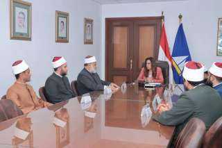 محافظ دمياط تستقبل واعظين قافلة...
