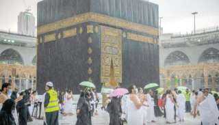 رغم الطقس الحار.. هطول أمطار...