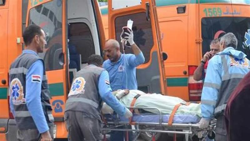 أسماء 23 مصابا في حادث تصادم ميكروباص